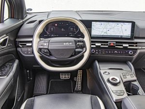 TEST: EV of PHEV, wat is goedkoper? Kia EV5 vs Kia Sportage