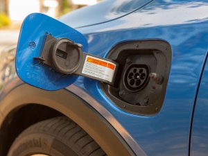 EV-rapport: batterij van PHEV (20 kWh) even duur als die van EV (65 kWh)
