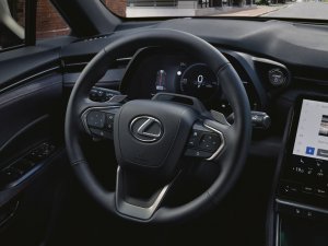 Lexus LBX (2024): 5 bijzondere eigenschappen en 1 kleine domper