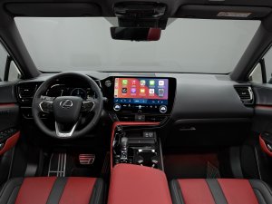 Nieuwe Lexus NX plug-in hybrid: Lexus gelooft tóch in stekkers