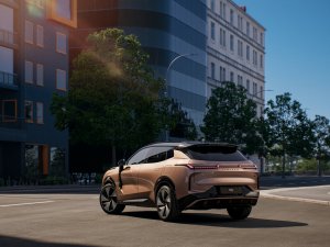 Lynk & Co 08: plug-in hybride verpulvert Volkswagen met bizar elektrisch bereik