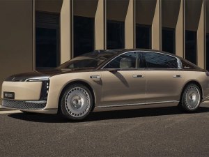 Maserati wordt Chinees? Stellantis praat met Huawei over reddingsplan