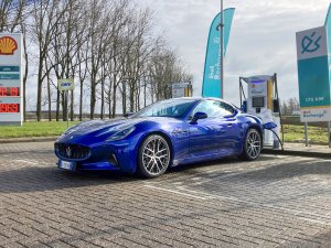 Maserati GranTurismo Folgore: actieradius gemeten bij 100 en 130 km/h