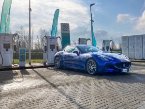 Maserati GranTurismo Folgore: actieradius gemeten bij 100 en 130 km/h