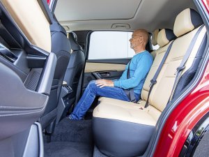 TEST - Deze zuinige auto bleek zuipschuit, maar revancheert zich op andere discipline