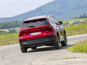 TEST - Deze zuinige auto bleek zuipschuit, maar revancheert zich op andere discipline
