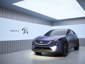 Mazda over schermpjes 6e en CX-6e: ‘Extremer dan dit wordt het niet’
