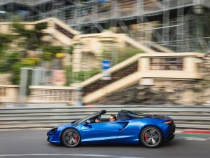 McLaren Artura Spider (2024) review: grandioos en betoverend, maar niet giftig