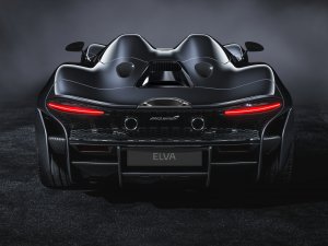 McLaren Elva is haarontwortelend snel