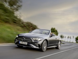 TEST Waarom de schaarse Mercedes CLE Cabriolet de betovering keihard verbreekt