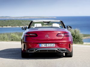Facelift Mercedes E Klasse Coupé en Cabriolet: geduld wordt beloond