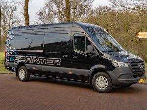 Test Mercedes-Benz eSprinter (2025): solide, ruim, comfortabel, maar sprintje trekken is niet zijn ding