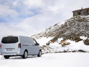 Review Mercedes-Benz Vito 4x4 (2025): natte en besneeuwde wegen maken geen indruk