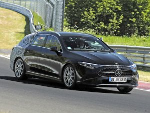 Mercedes stationwagon is niet dood, hij leeft!