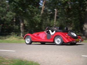 Wie van bochten en Britten houdt, móét met deze auto op vakantie naar Schotland