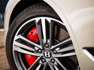 Bentley Continental R vs. Continental GT V8: Kin omhoog, borst vooruit