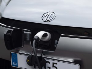 Verrassing: MG komt in 2024 met elektrische concurrent voor Volkswagen Polo