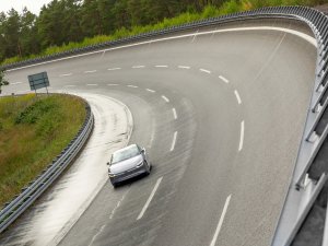 Volkswagen toont nieuwe EV die 30 procent zuiniger is dan ID. Polo