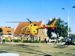 Je raadt nooit van wie deze bekende gele reddingshelikopters zijn