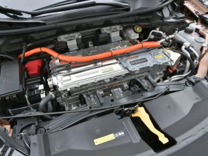 TEST Nissan Ariya en Nissan X-Trail: wat is beter écht elektrisch of nep-elekrisch?