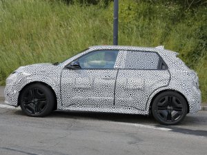 Nissan Micra in de startbloken om mee te liften op succes Renault 5