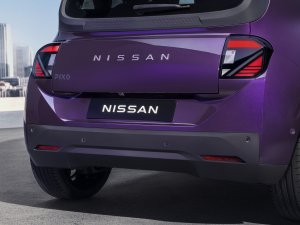 Dit doet de Nissan Pixo nét even anders dan de Renault Twingo