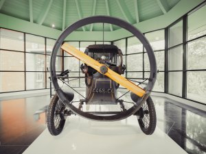 Dit is zonder twijfel de meest krankzinnige en geniale Franse auto ooit