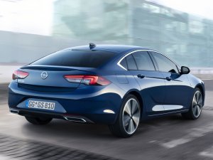 Nieuwe Opel Insignia is betere deal dan Volkswagen Passat