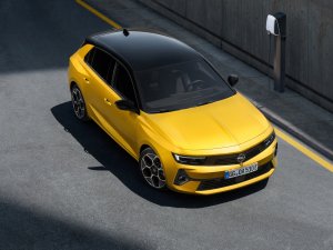 Wil je een elektrische Opel Astra (2022)? Jammer joh!