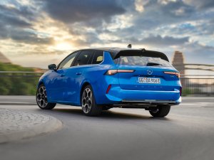 Eerste review Opel Astra Sports Tourer (2022): stoere stationwagon met stekker