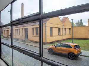 100 jaar Bauhaus: terugblikken met de Opel Crossland X en Opel Grandland X