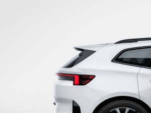 REVIEW - De Polestar 4 SUV is stiekem helemaal geen SUV, maar wel een leuke auto (met video)