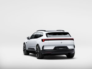 REVIEW - De Polestar 4 SUV is stiekem helemaal geen SUV, maar wel een leuke auto (met video)