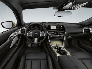 Is de opzichtige BMW 8-serie Golden Thunder alleen voor China?