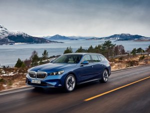 Waarom de BMW 5-serie Touring plotseling 2621 euro goedkoper is geworden