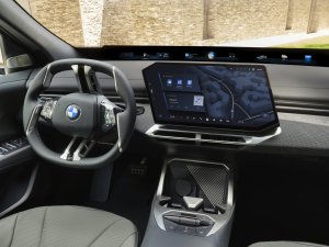 Wil je een BMW iX3 met meer bereik en pk's en minder ruimte? Dat is dat 9575 euro extra
