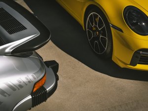 Fotogalerij: Nieuwe Porsche 911 Turbo S ontmoet voorvaders