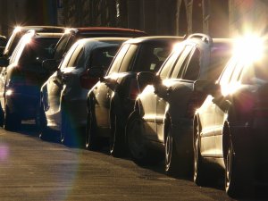 Parkeerschaamte: Derde van Nederlanders vermijdt moeilijke parkeerplekken