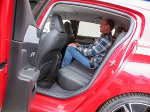 TEST Peugeot 308, Volkswagen Golf, Mazda 3: als je van Frans comfort houdt, moet je Duits rijden