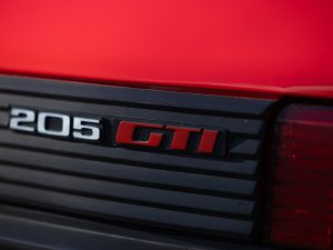 Review Peugeot E-208 GTi: is de duurste hot hatch van Stellantis ook de leukste thuis?