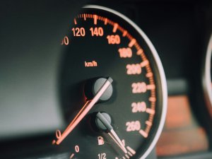WA, beperkt casco of all risk: welke dekking past bij het bouwjaar van jouw auto?
