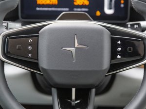 3 voordelen en 3 nadelen van de Polestar 4