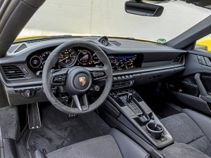 Test: waarom ook de BMW M4 Competition de Porsche 911 niet kan verslaan