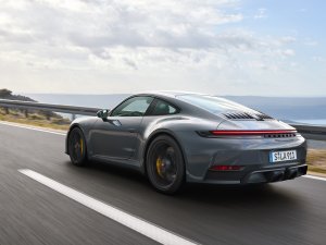 Porsche 911 facelift (2024): geen stekker, wel hybride, nog geen prijzen bekend