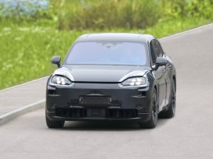 Porsche vindt dat jij een nog SUV op benzine nodig hebt