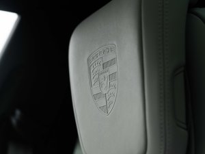 Review goedkoopste Porsche: Macan Electric RWD (2025) - 100 pk meer dan de engste Porsche ooit