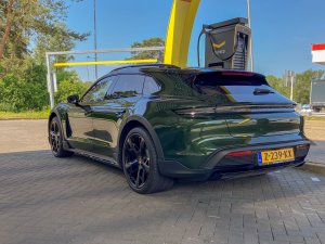 Porsche: "De omslag naar elektrisch rijden duurt langer dan we eerst dachten"