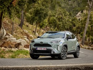 Waarom de Toyota Yaris Cross plotseling 1900 euro goedkoper is geworden