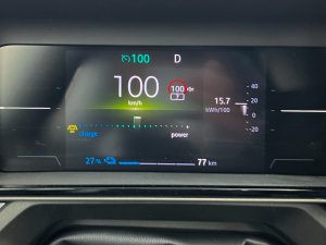 Renault 5 (40 kWh): actieradius gemeten bij 100 en 130 km/h