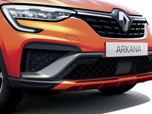Prijs Renault Arkana: Minder hoofdruimte kost 2600 euro meer